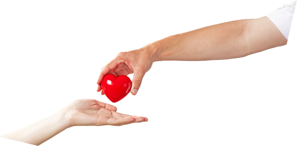 Due mani che si passano un cuore rosso: il gesto del dono